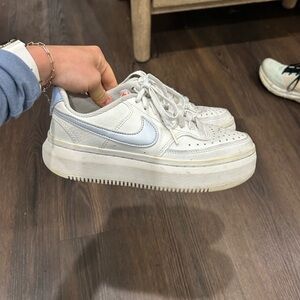 Nike White Air Force 1 Sneakers Classic Design